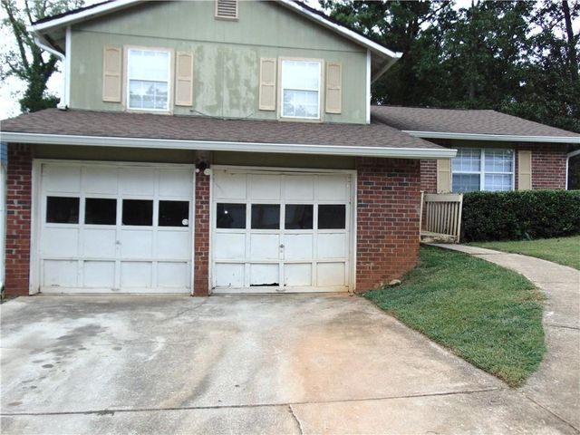 1187 Mannbrook Drive, Stone Mountain, GA 30083