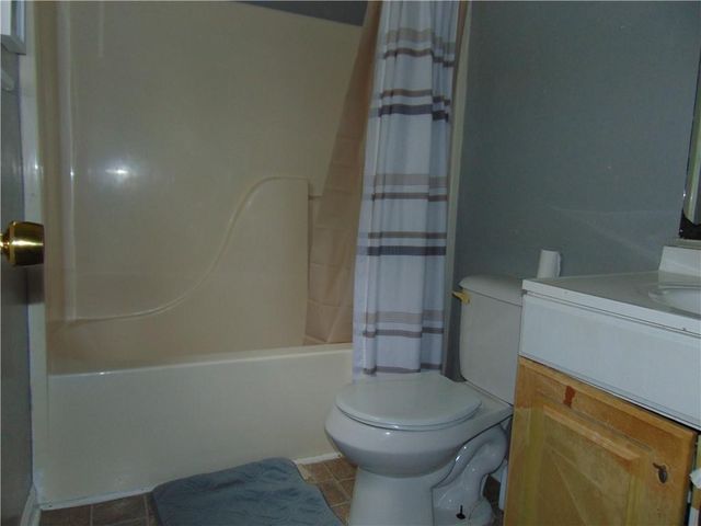 1187 Mannbrook Drive, Stone Mountain, GA 30083