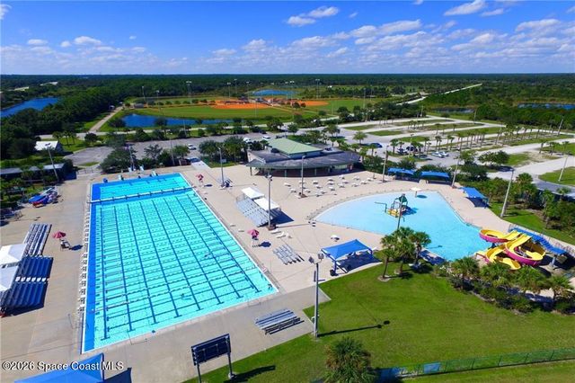 426 Lanfair Avenue, Sebastian, FL 32958