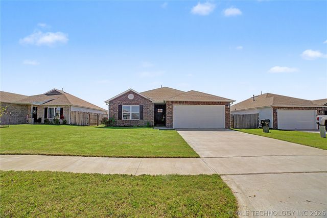 14209 N 75th East Avenue, Collinsville, OK 74021
