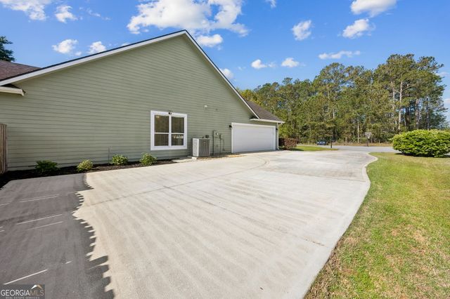 108 Lexington Lane, Kingsland, GA 31548