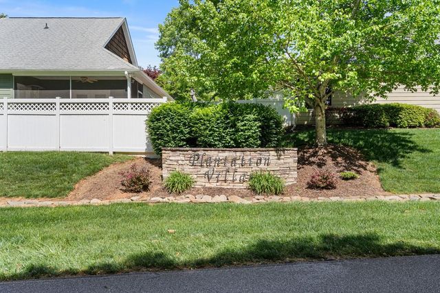 419 Long View Circle, Hiawassee, GA 30546