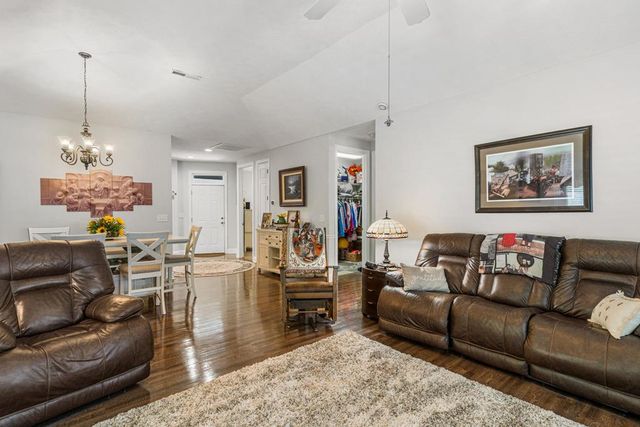 419 Long View Circle, Hiawassee, GA 30546