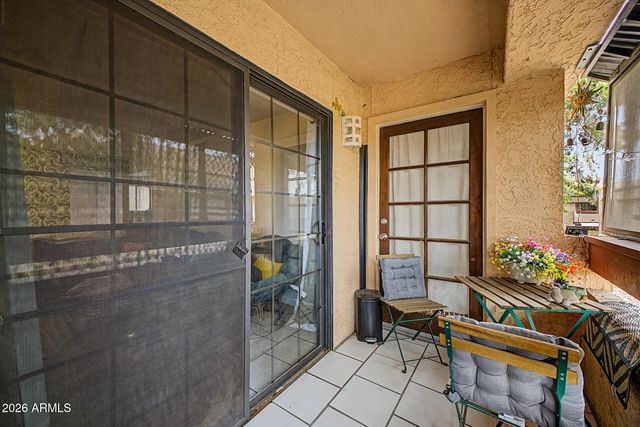 3131 W COCHISE Drive 223, Phoenix, AZ 85051
