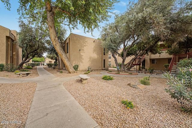 3131 W COCHISE Drive 223, Phoenix, AZ 85051