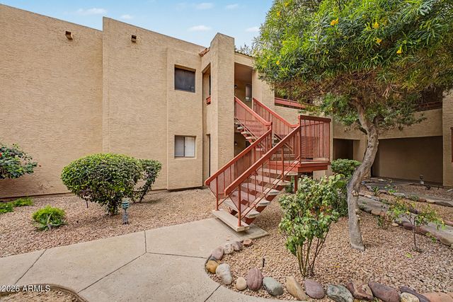 3131 W COCHISE Drive 223, Phoenix, AZ 85051
