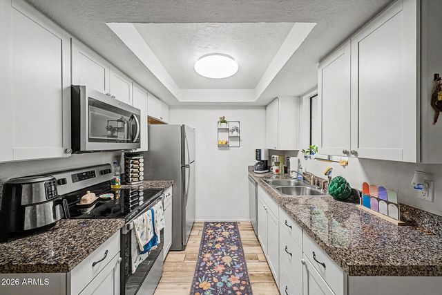 3131 W COCHISE Drive 223, Phoenix, AZ 85051
