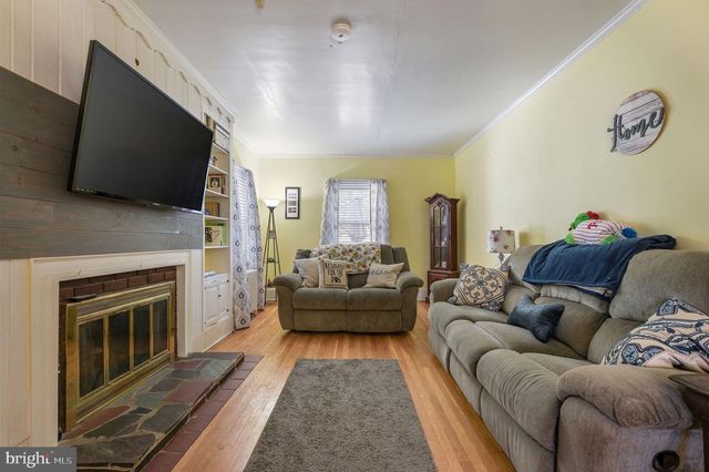 21 ELM TER, Dover, DE 19901