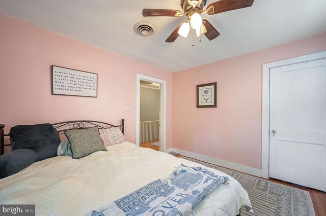 21 ELM TER, Dover, DE 19901
