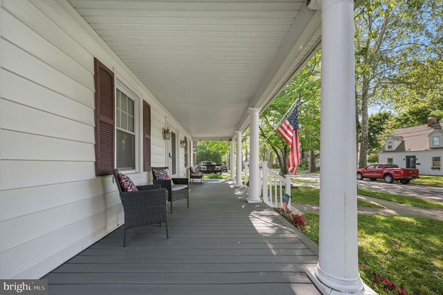 21 ELM TER, Dover, DE 19901