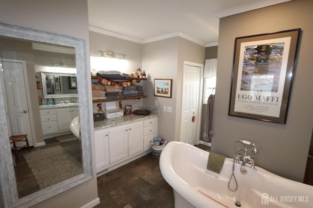 106 E Moss Mill E Road T-34, Galloway, NJ 08205