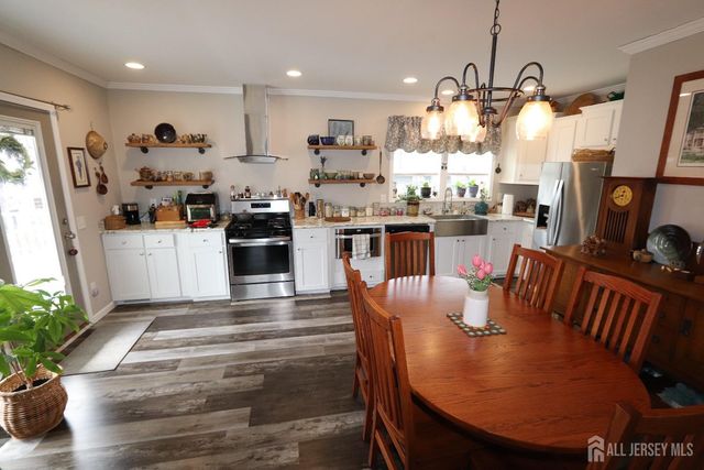 106 E Moss Mill E Road T-34, Galloway, NJ 08205