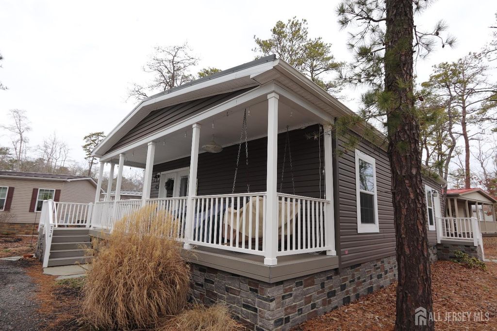106 E Moss Mill E Road T-34, Galloway, NJ 08205