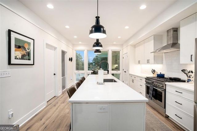 1649 OVERLOOK, Atlanta, GA 30318