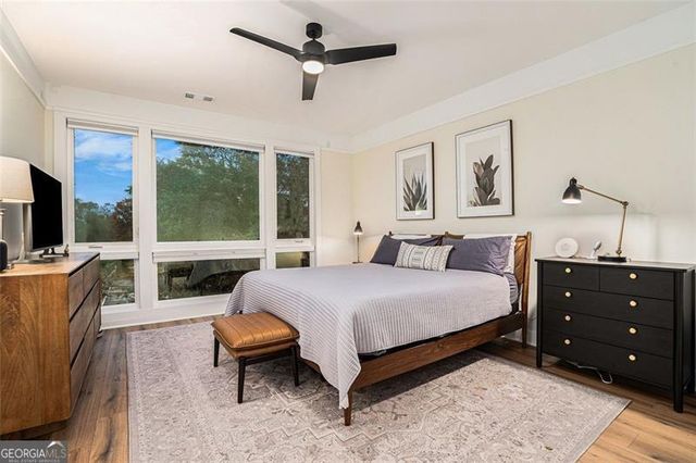 1649 OVERLOOK, Atlanta, GA 30318