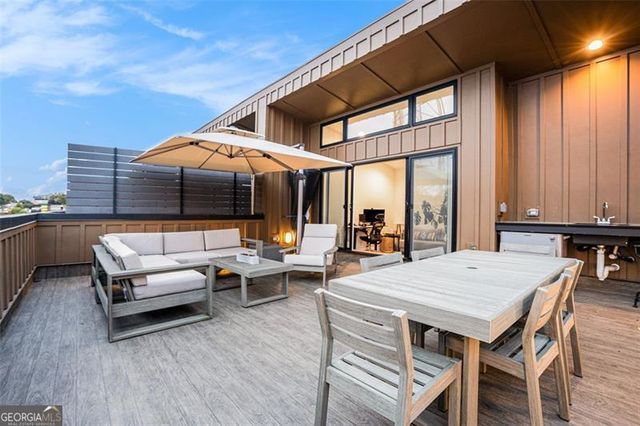 1649 OVERLOOK, Atlanta, GA 30318