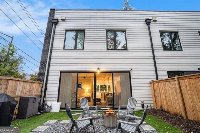 1649 OVERLOOK, Atlanta, GA 30318