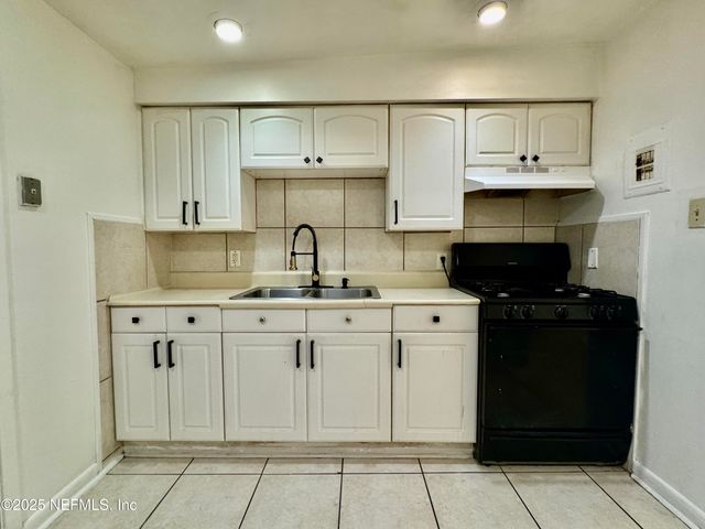 1851 DOYON Court, Jacksonville, FL 32210