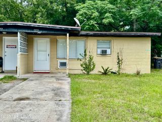 1851 DOYON Court, Jacksonville, FL 32210