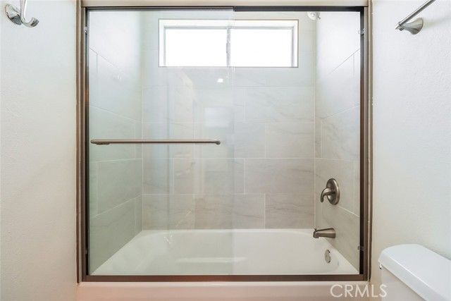 6368 Wynne Avenue, Tarzana (los Angeles), CA 91335