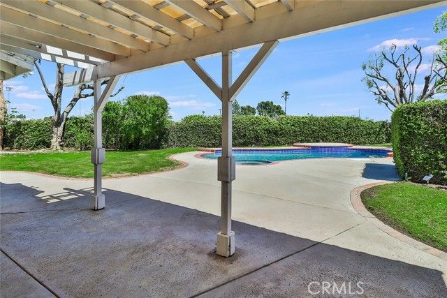 6368 Wynne Avenue, Tarzana (los Angeles), CA 91335