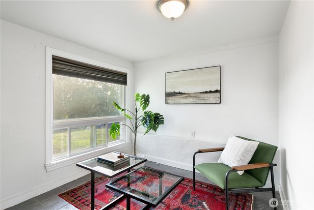 8816 12th Avenue S, Seattle, WA 98108