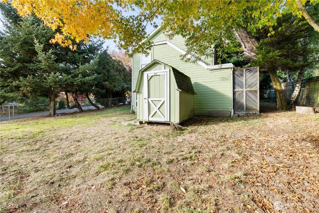 8816 12th Avenue S, Seattle, WA 98108