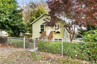 8816 12th Avenue S, Seattle, WA 98108