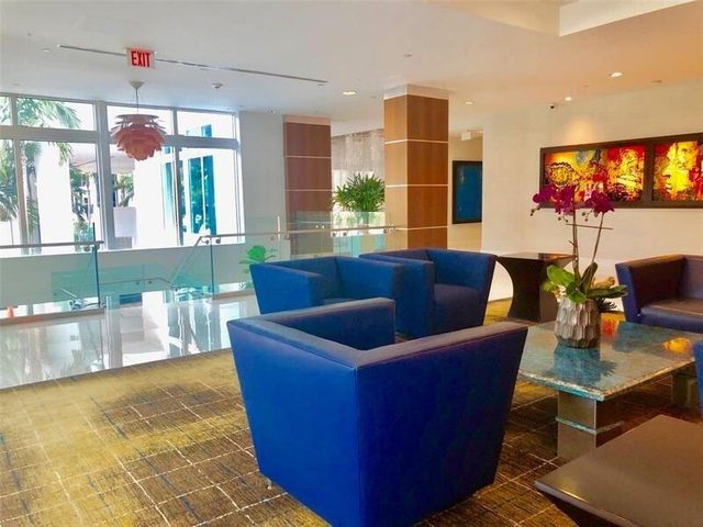 1800 N Bayshore Drive 1610, Miami, FL 33132