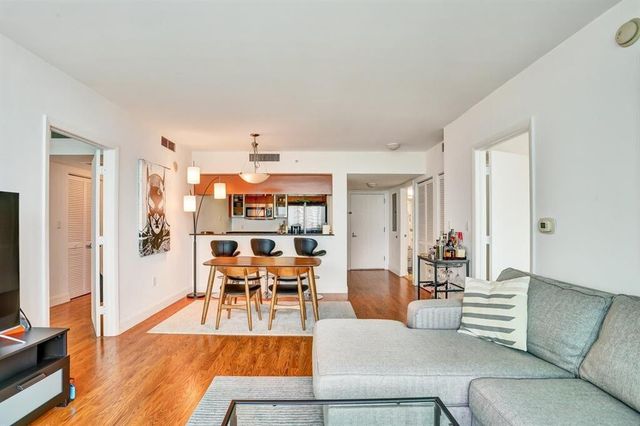 1800 N Bayshore Drive 1610, Miami, FL 33132
