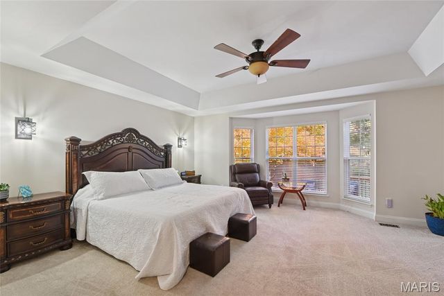 128 Kendall Bluff Court, Chesterfield, MO 63017