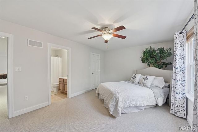 128 Kendall Bluff Court, Chesterfield, MO 63017