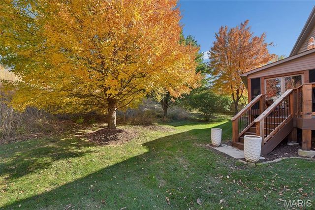 128 Kendall Bluff Court, Chesterfield, MO 63017