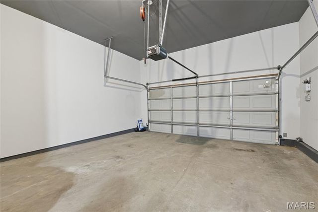 128 Kendall Bluff Court, Chesterfield, MO 63017