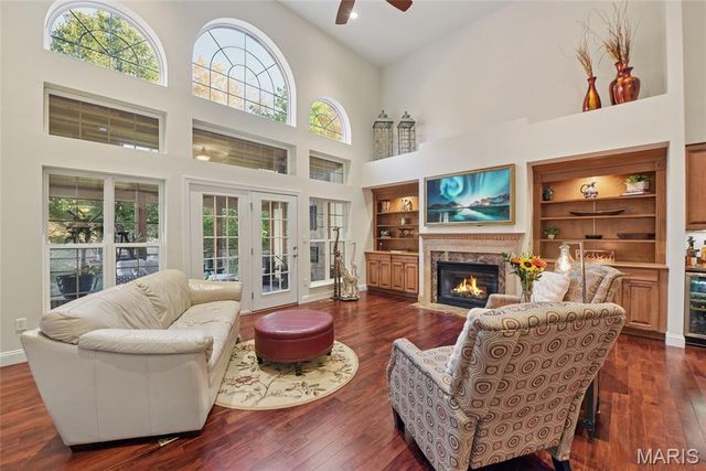 128 Kendall Bluff Court, Chesterfield, MO 63017