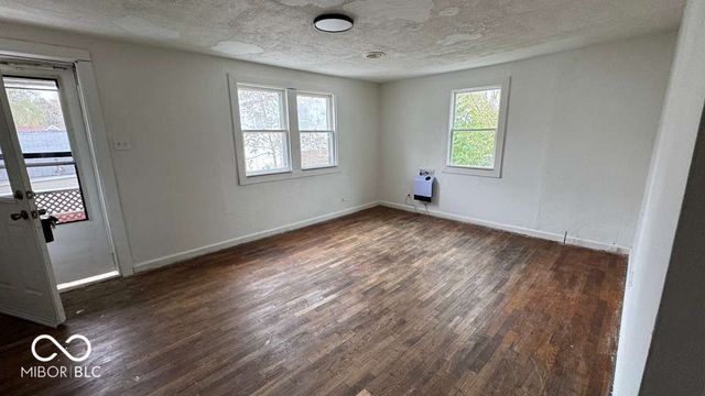 515 W 2nd Street, Anderson, IN 46016