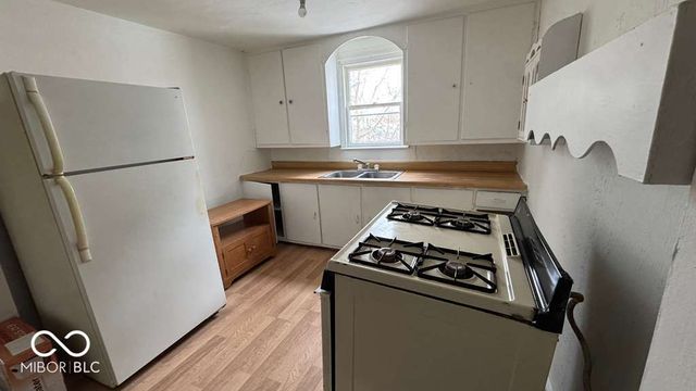 515 W 2nd Street, Anderson, IN 46016