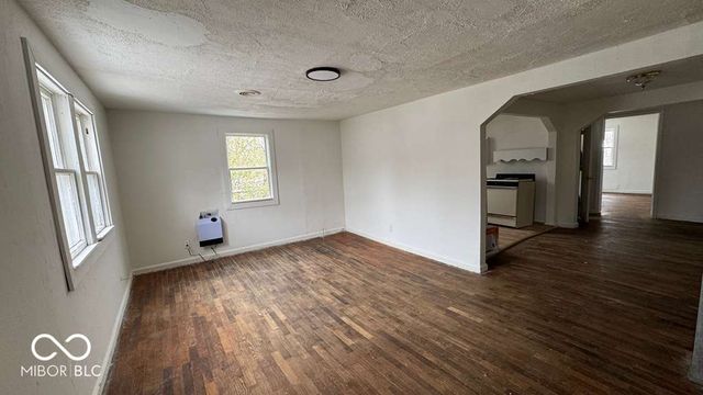 515 W 2nd Street, Anderson, IN 46016