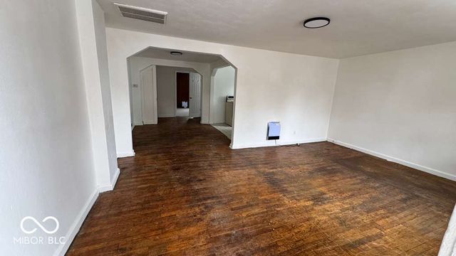 515 W 2nd Street, Anderson, IN 46016