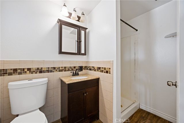 1058 E Avenue R2, Palmdale, CA 93550