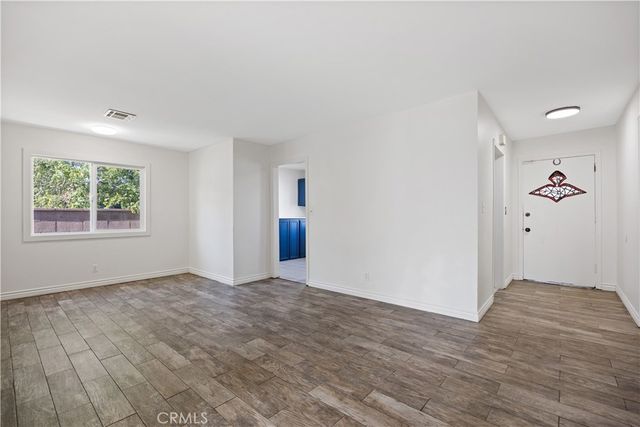 1058 E Avenue R2, Palmdale, CA 93550