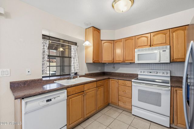 5704 E AIRE LIBRE Avenue 1048, Scottsdale, AZ 85254