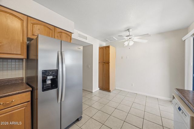 5704 E AIRE LIBRE Avenue 1048, Scottsdale, AZ 85254