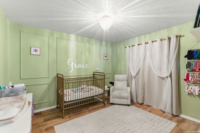 8822 N Mesa Vista, San Antonio, TX 78224