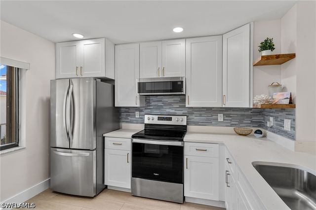 11220 Caravel CIR 302, Fort Myers, FL 33908