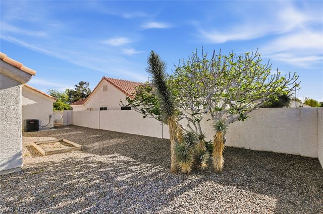 7745 Safari Lane, Las Vegas, NV 89129