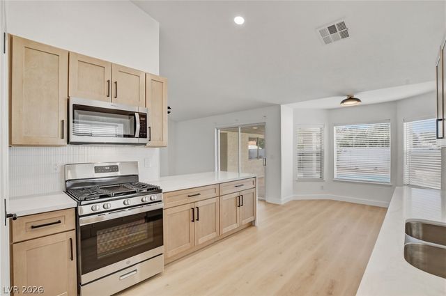 7745 Safari Lane, Las Vegas, NV 89129