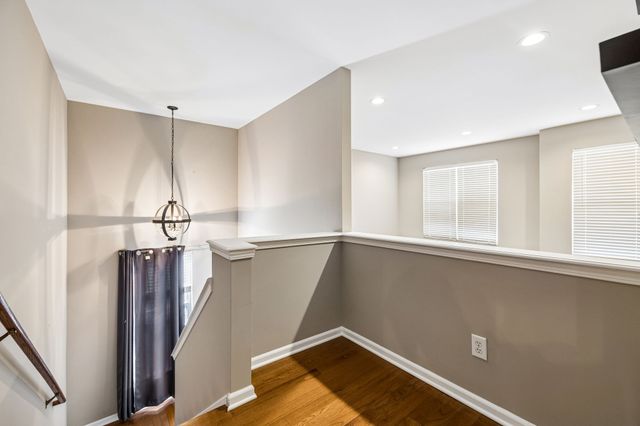 423 Normandy Cir, Nashville, TN 37209