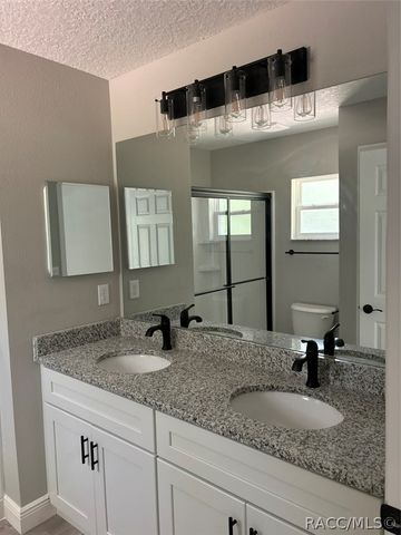 11703 N Monica Drive, Dunnellon, FL 34433