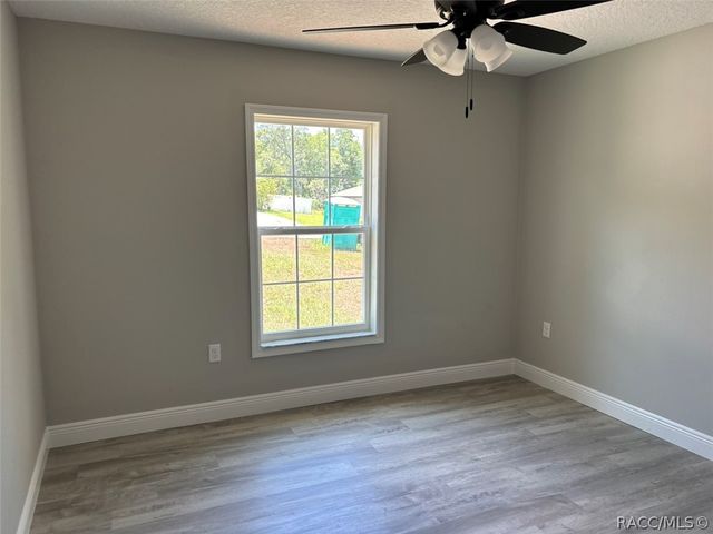 11703 N Monica Drive, Dunnellon, FL 34433